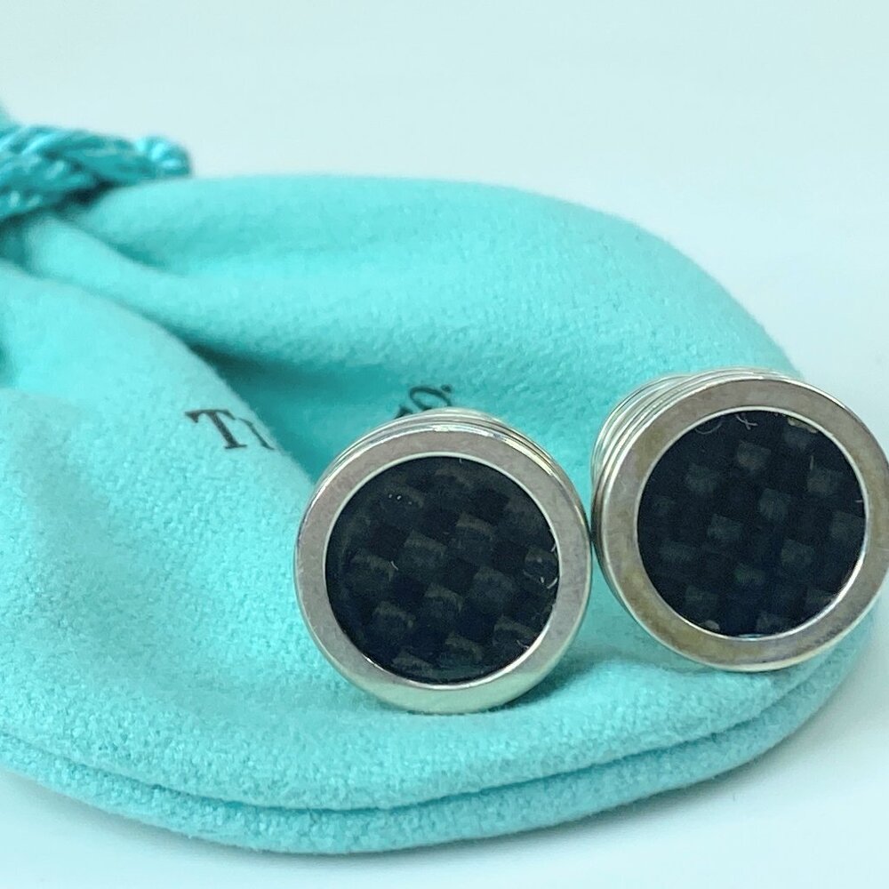 Tiffany & Co. Paloma Picasso Mens Silver Carbon Fiber Round Cufflinks JR546